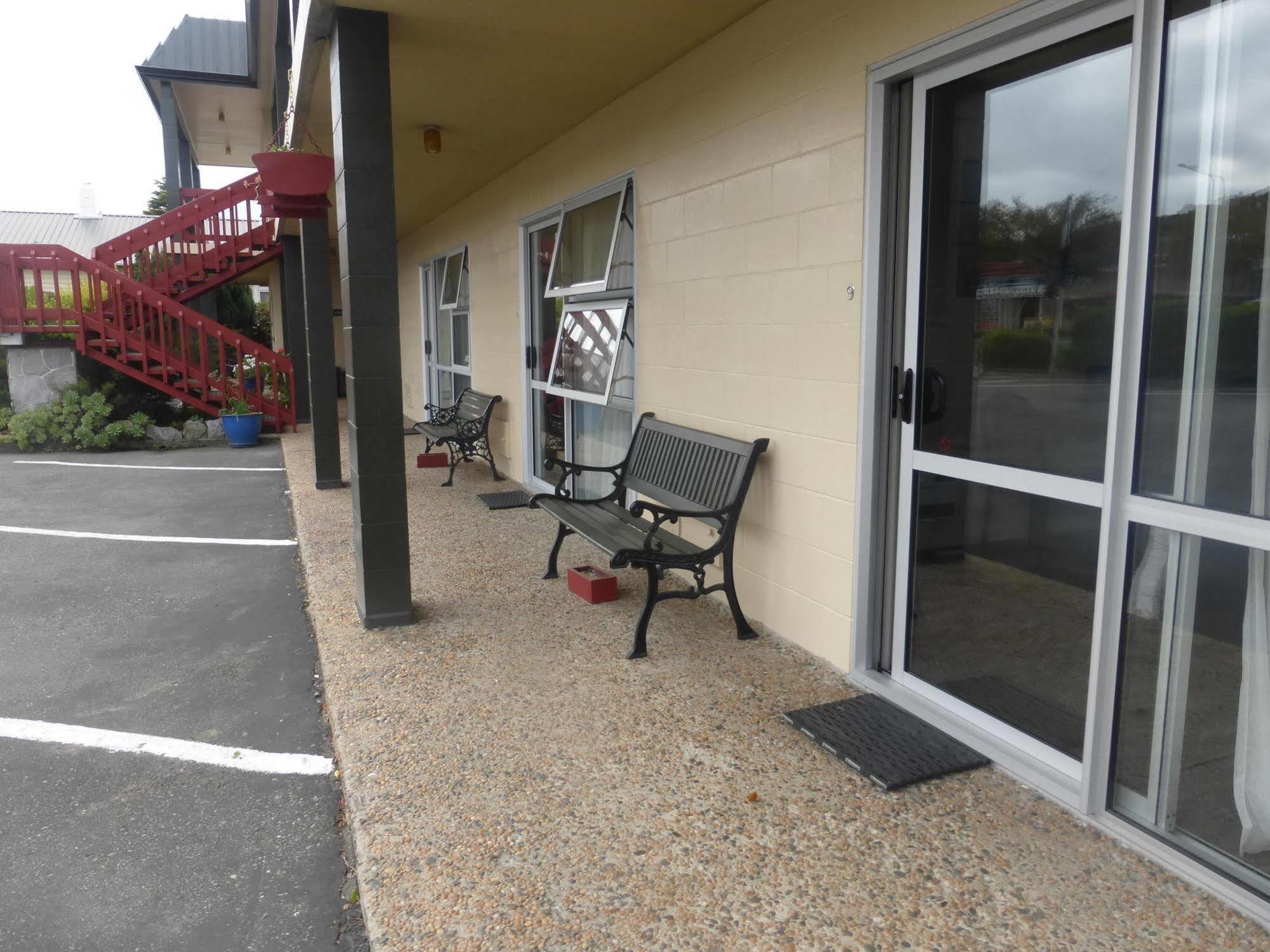 Alpine Motel Oamaru Exterior foto